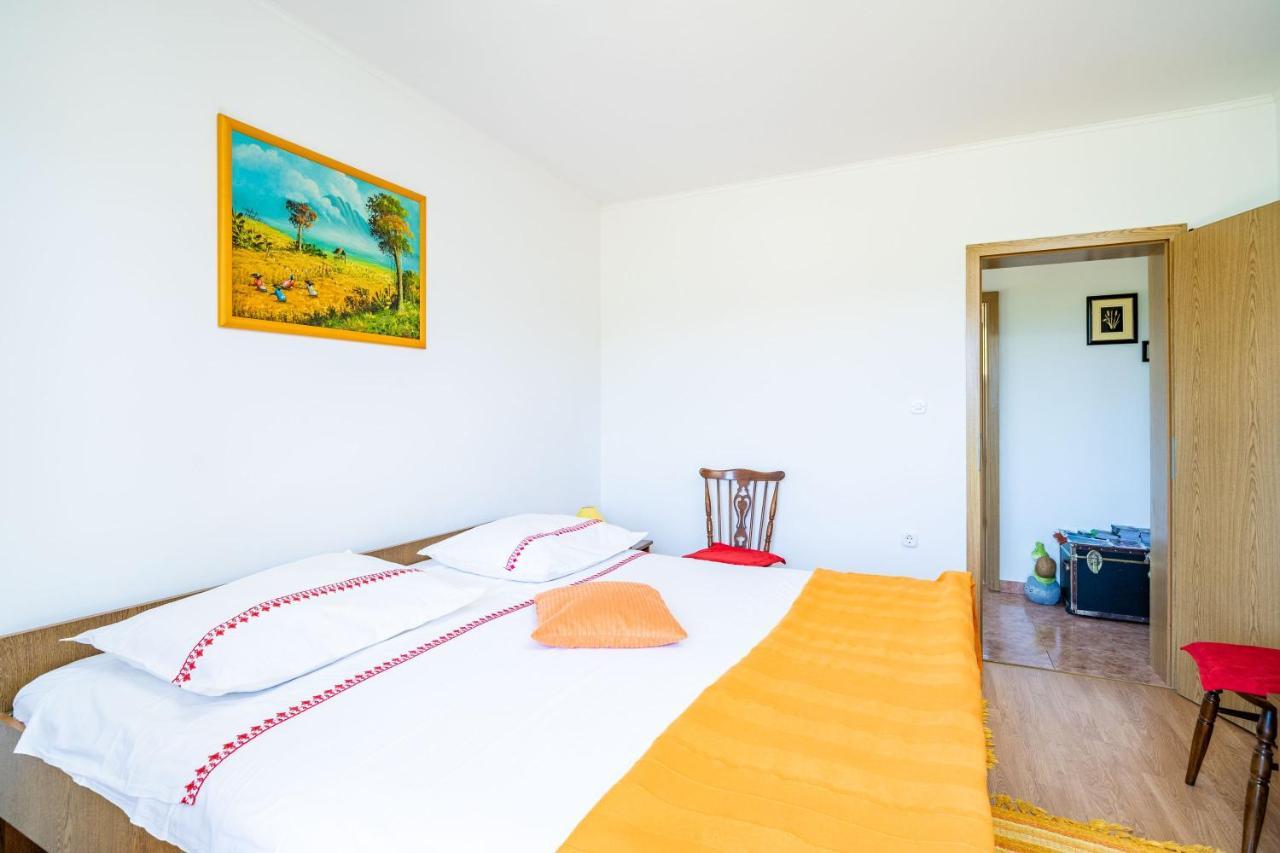 Apartment Laurel Leaf Lovorno